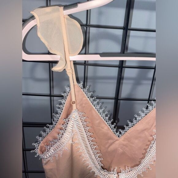 X by NBD Paris Dress in Blush with white trim EUC - Picture 6 of 11